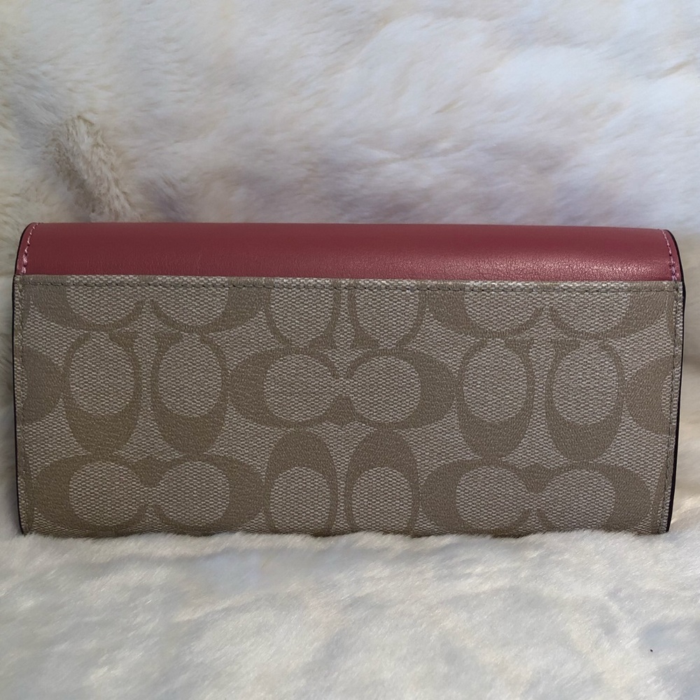 COACH Slim Envelope Wallet in Peony NWOT - Picture 2 of 4